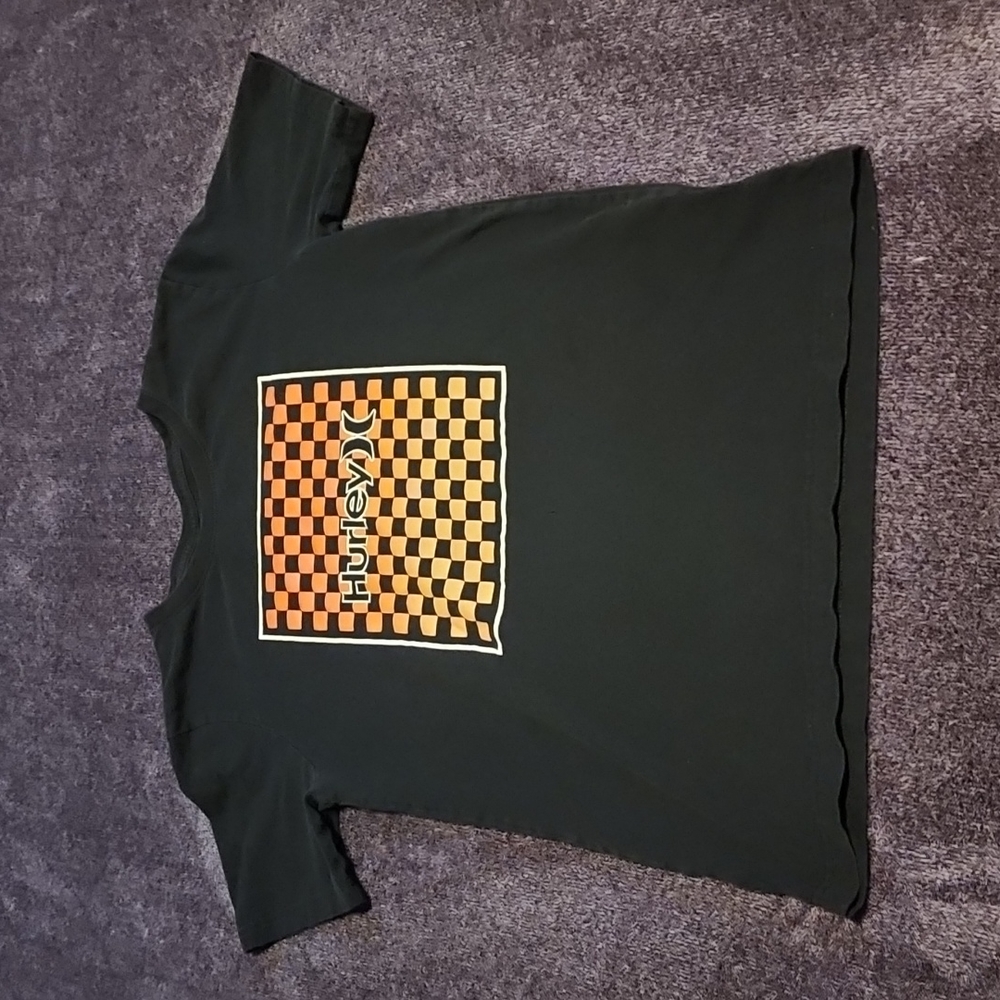 Boys Hurley tshirt black and orange checkered size XL